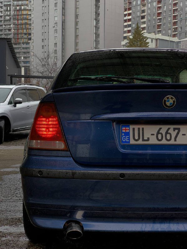 BMW 316 ti 1.8 бензин механика 8