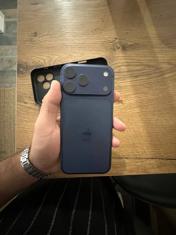 iPhone 17 Pro Max 256 ГБ 1