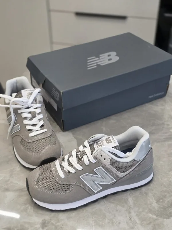 Женские кроссовки New Balance