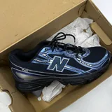 Новые кроссовки New Balance 740 1