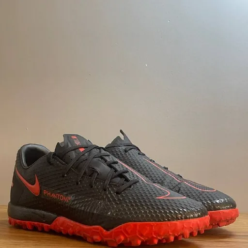Женские кроссовки Nike Phantom GT Academy TF