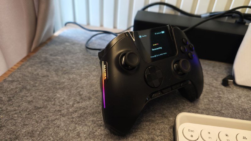 Геймпады Manba One для PC и Steam Deck