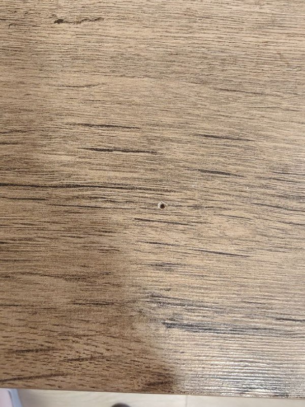 Стол белый и коричневый большой 8