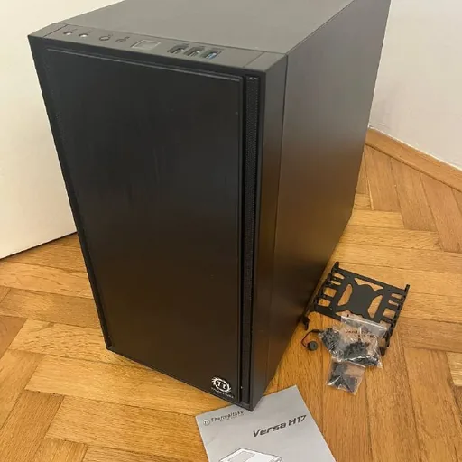 Корпус для ПК Thermaltake Versa H17