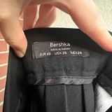Чёрный топ Zara, чёрная юбка Bershka 4