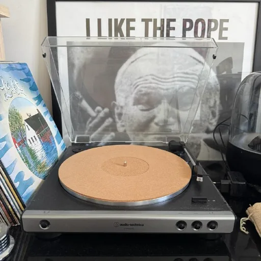 Проигрыватель винила Audio-Technica AT-LP60X-USB, колонка Harman Kardon Aura Studio 2, фен Xiaomi Mi Ionic Hair Dryer H300