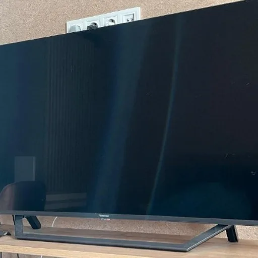 Hisense 4K TV 43 дюйма
