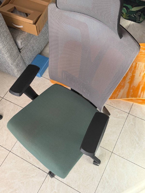 Компьютерный стул