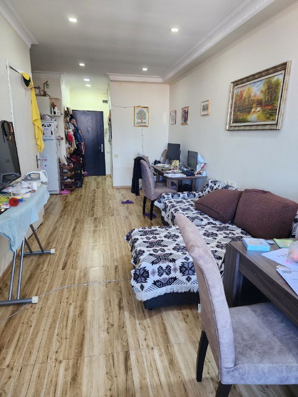 Квартира 2+1 в центре Батуми, на год аренды 3