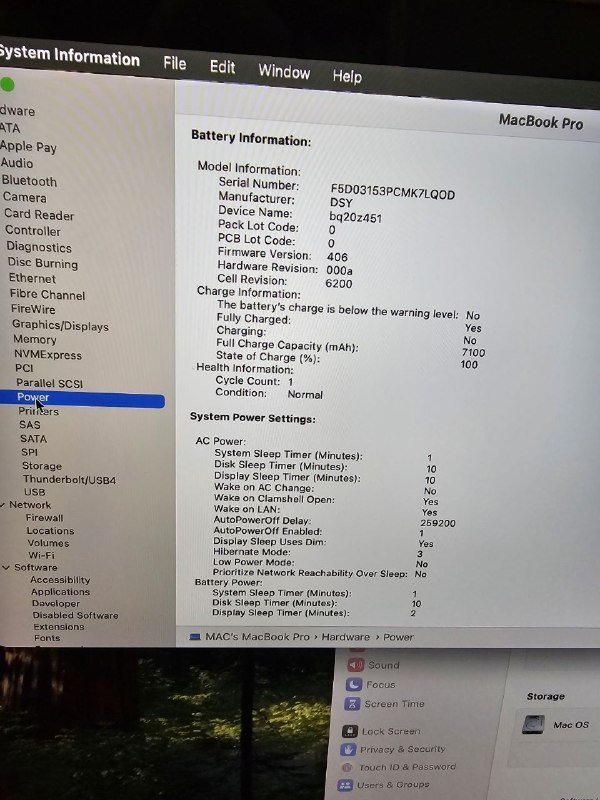 MacBook Pro 2019 i9 32GB RAM 2 video cards 7