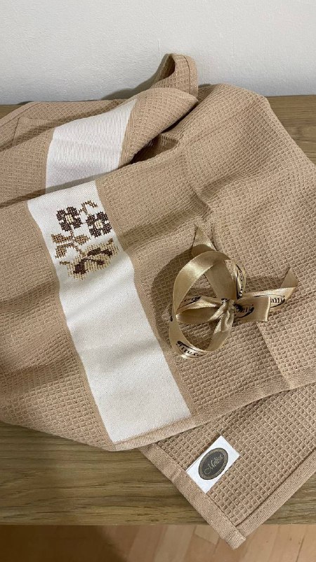 Кофейные капсулы, мерный стакан, стаканы, подарочный набор, полотенце, тарелка, рамка 7