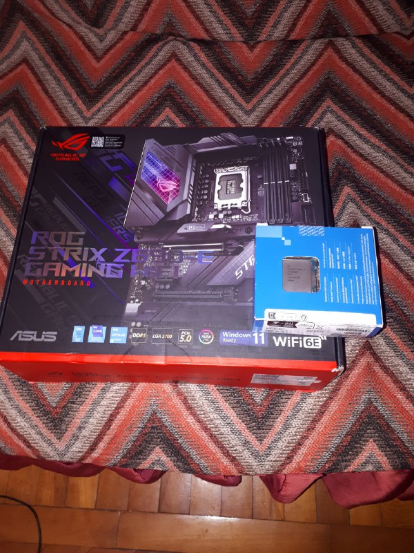 Материнская плата ASUS ROG STRIX Z690-E Gaming WIFI 6E + процессор i5-12600kf