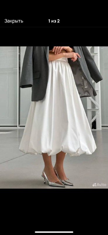 Топ голубой, Рубашка шелковая, Лонгслив бежевый, Пиджак, Штаны белые, Кофта, Свитер сиреневый, Лонслив розовый, Лонгслив белый, Юбка баллон бежевая 10