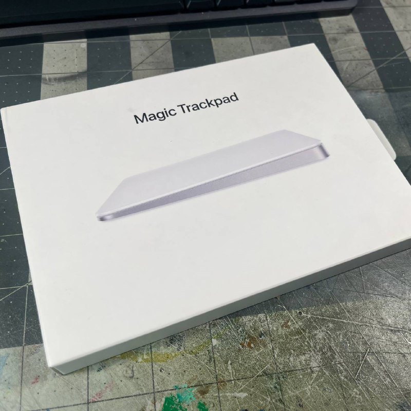 Magic Trackpad 2 lightning в комплекте 2