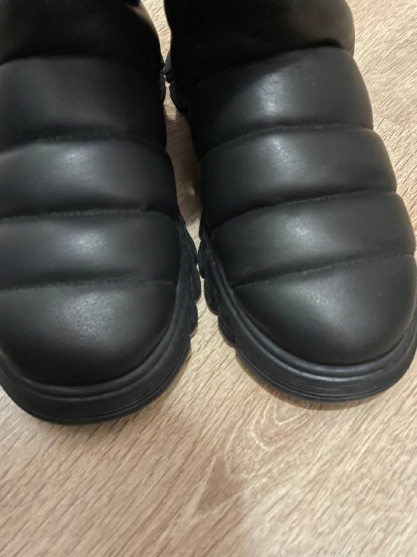 Кожаные зимние угги размер 39 6