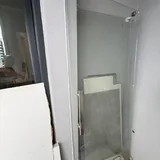 Стеклянная душевая перегородка, дверь 1