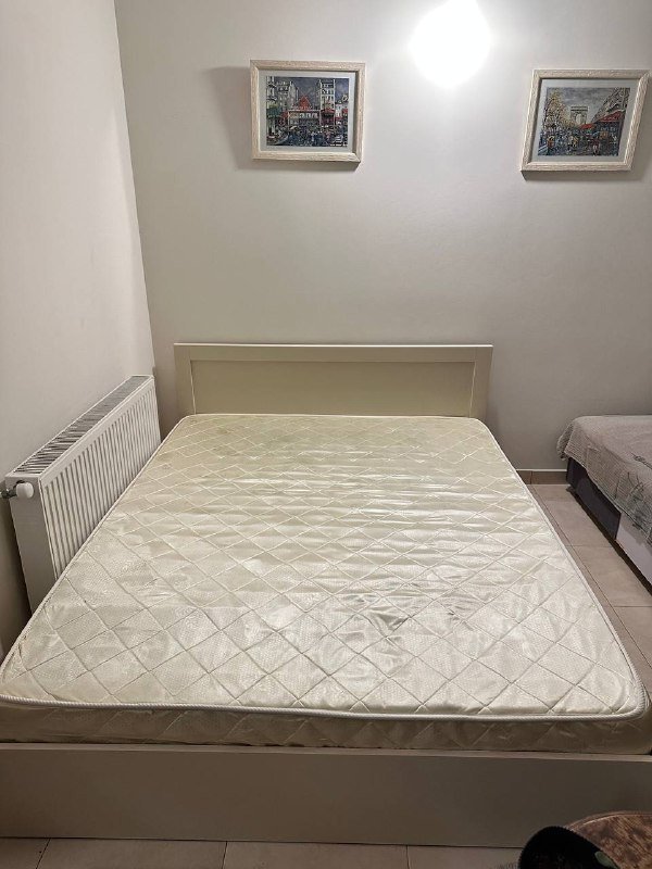 Кровать с матрасом 2