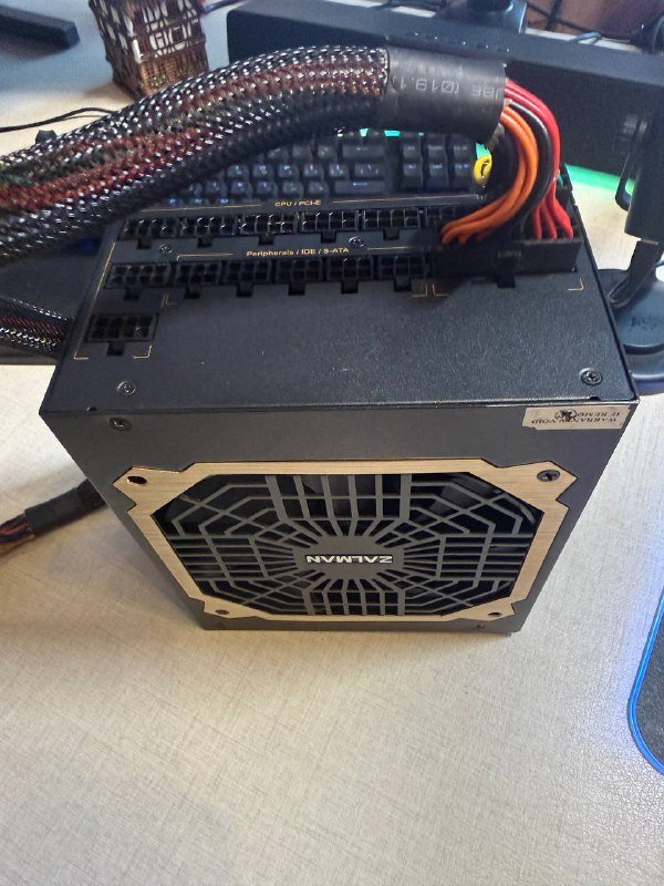 Корпус Fractal Design Meshify C TG, блок питания Zalman ZM850-EBT 850W 4