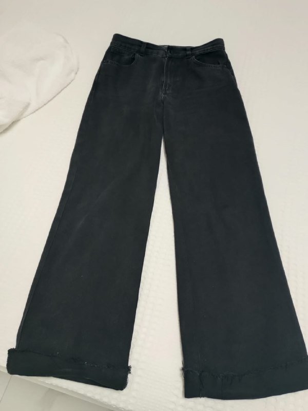 Женские туфли, джинсы черные