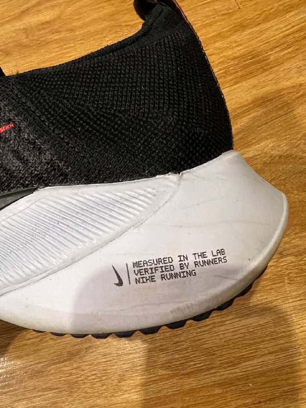 Кроссовки Nike Air zoom tempo 3