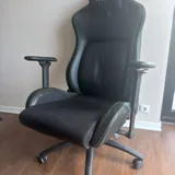 Компьютерное кресло Razer Iskur XL 1