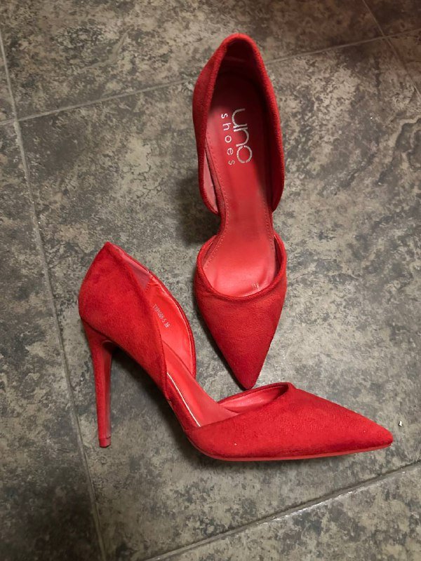 Красные женские туфли размер 39 2