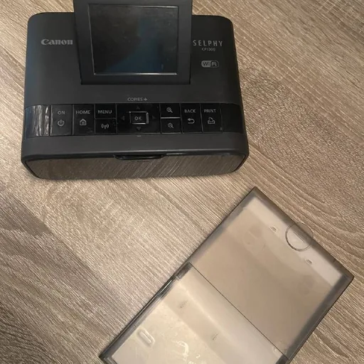 Canon Selphy CP1300 фотопринтер