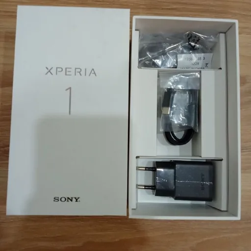 Новый телефон Sony Xperia 1 64 Гб