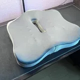 Весы, подушка для стула, бамбуковая полочка, сумочка, шнурок, ласты, Ethernet кабель, пила, подставка для телефона, корм для морской свинки 2