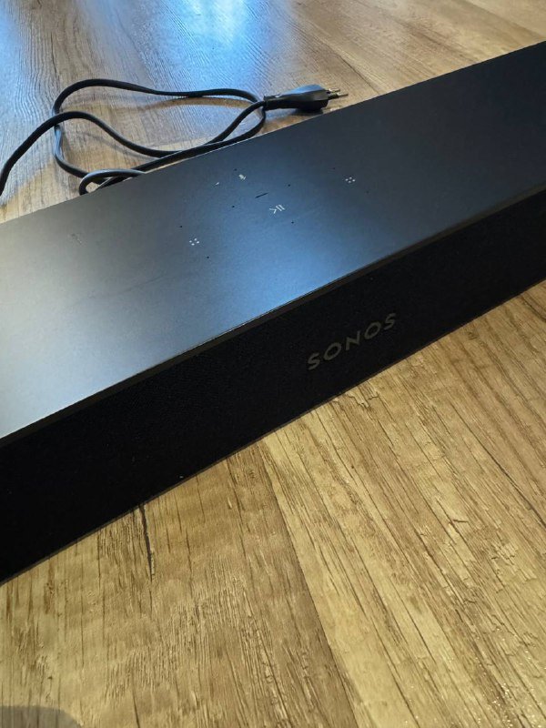 Sonos Arc, MacBook Pro 13, Bose QuietComfort 35, TCL S55H, AGU Octopy