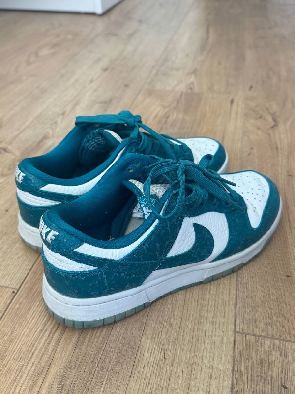 кроссовки nike, куртка кожаная Lichi 2