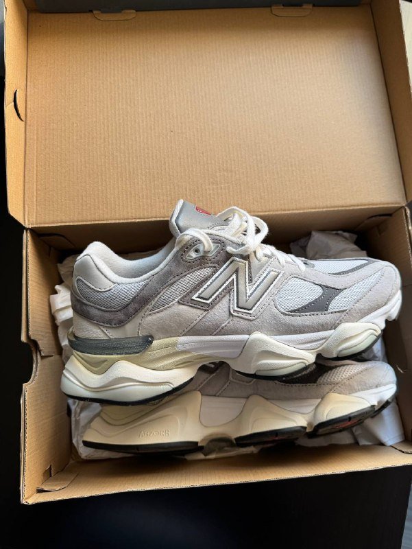 Кроссовки New Balance 9060 размер 10.5 US 2