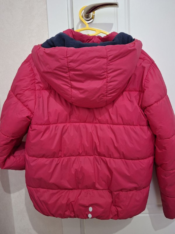 Демисезонная и зимняя куртки для девочки 8-11 лет 2