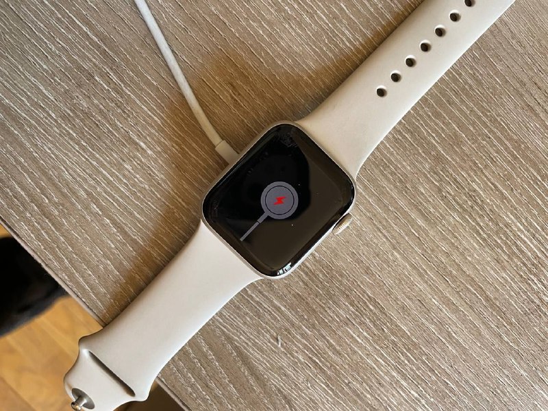 Apple Watch SE 2 (40 мм) 3