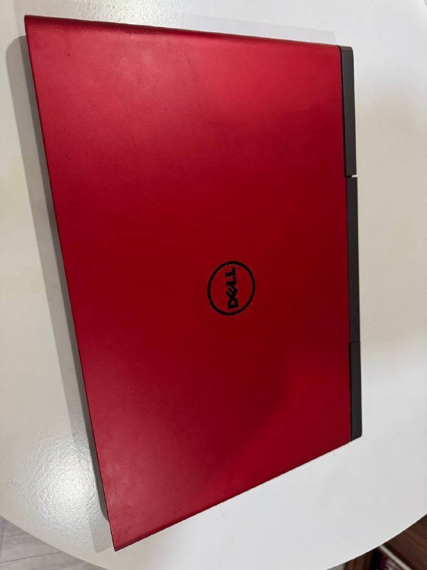 Ноутбук Dell Inspiron 15 7000 Gaming с проблемной батареей