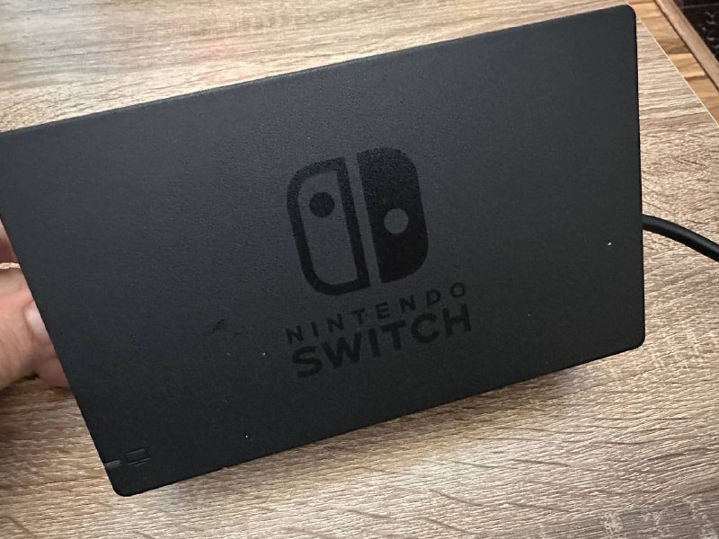 Бокс и блок питания Nintendo Switch с переходником, кабель HDMI 2