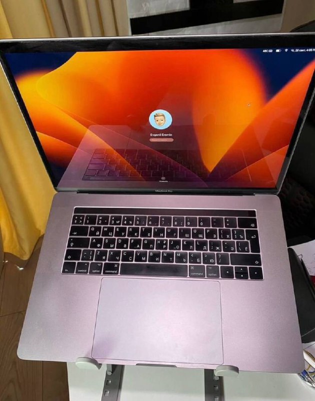 MacBook Pro 15 2017, Intel Core i7, 16GB, 500GB 2