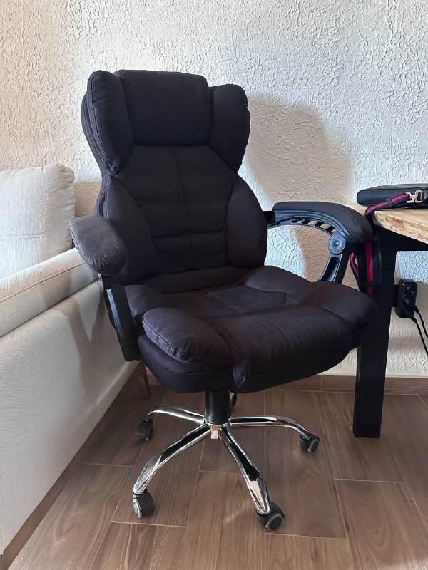 Стул офисное игровое кресло