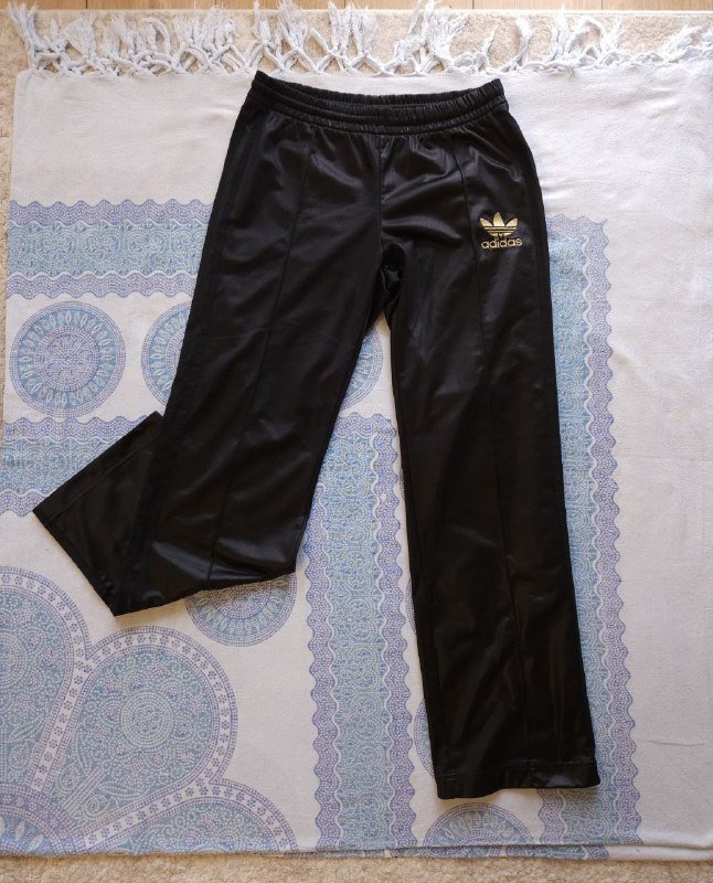 Adidas Originals Chile 62 Black Gold штаны XS