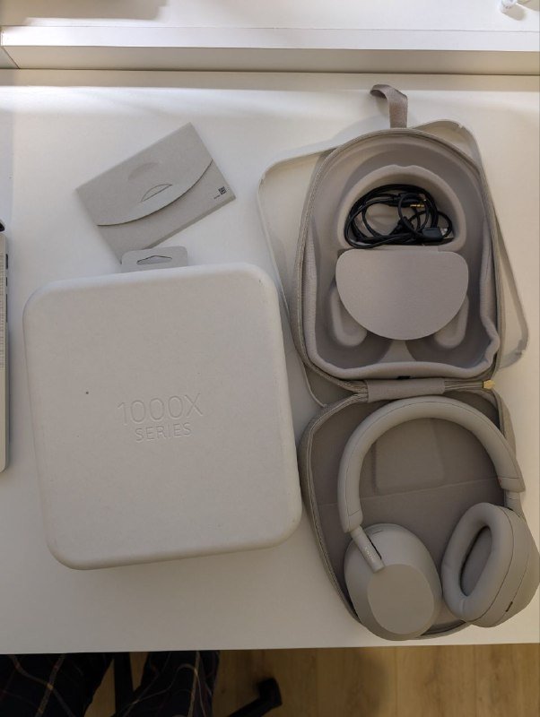 Наушники Sony WH-1000xm5