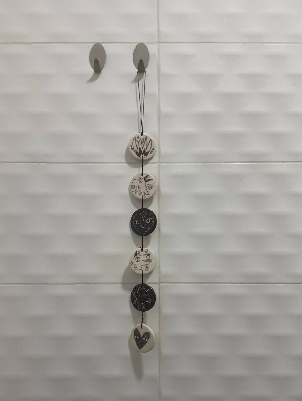 бамбуковый поднос, хрустальная люстра, солонка и перечница, настенная подвеска, ночник, рамки 4