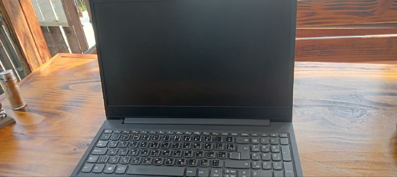 Ноутбук Lenovo V15-ADA нерабочий