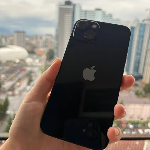 iPhone 13