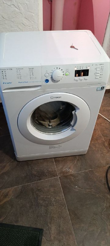 Стиральная машина Indesit с новыми подшипниками