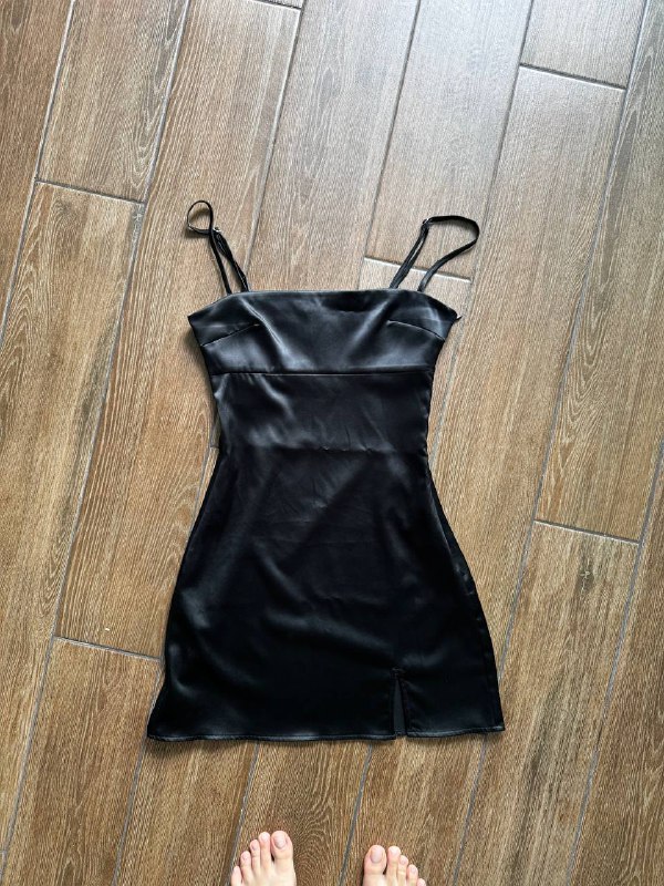 Платье мини черное, Платье белое Zara, Юбка Sisley