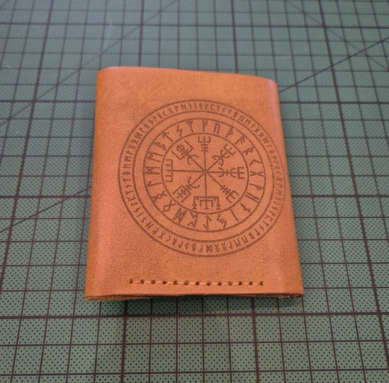 Кошелек кожаный двухцветный с принтом 4