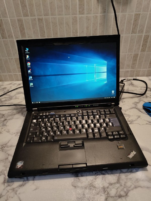 Ноутбук Lenovo T 400, 250 GB, 4 GB RAM, работает от сети