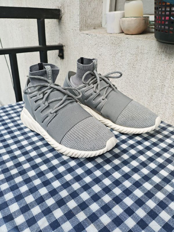 Кроссовки беговые Adidas Mens Tubular Doom Primeknit