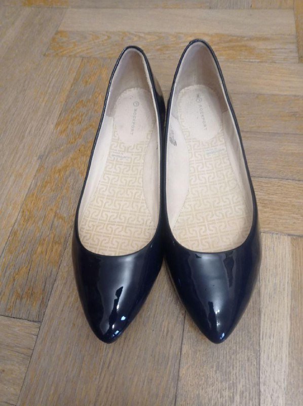 белые сабо 40, черные сабо 39, золотистые сабо 38, серые босоножки 39, серебристые сабо 38, синие балетки 39, туфли под питона 40, золотистые босоножки 40, коричневые туфли 40, балетки 39 6