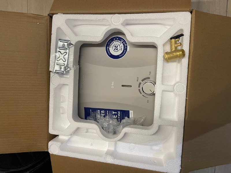 Электрический водонагреватель Electrolux 15 литров 3